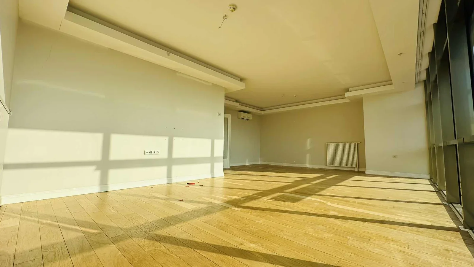 Sağlam'dan Yeni Fikirtepe'de 4+1 190 M2 Loft Satılık Geniş Daire