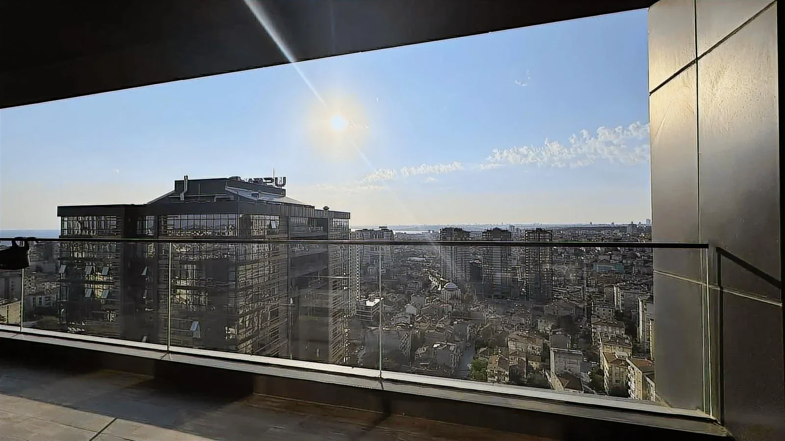 Sağlam'dan Yeni Fikirtepe'de 4+1 190 M2 Loft Satılık Geniş Daire
