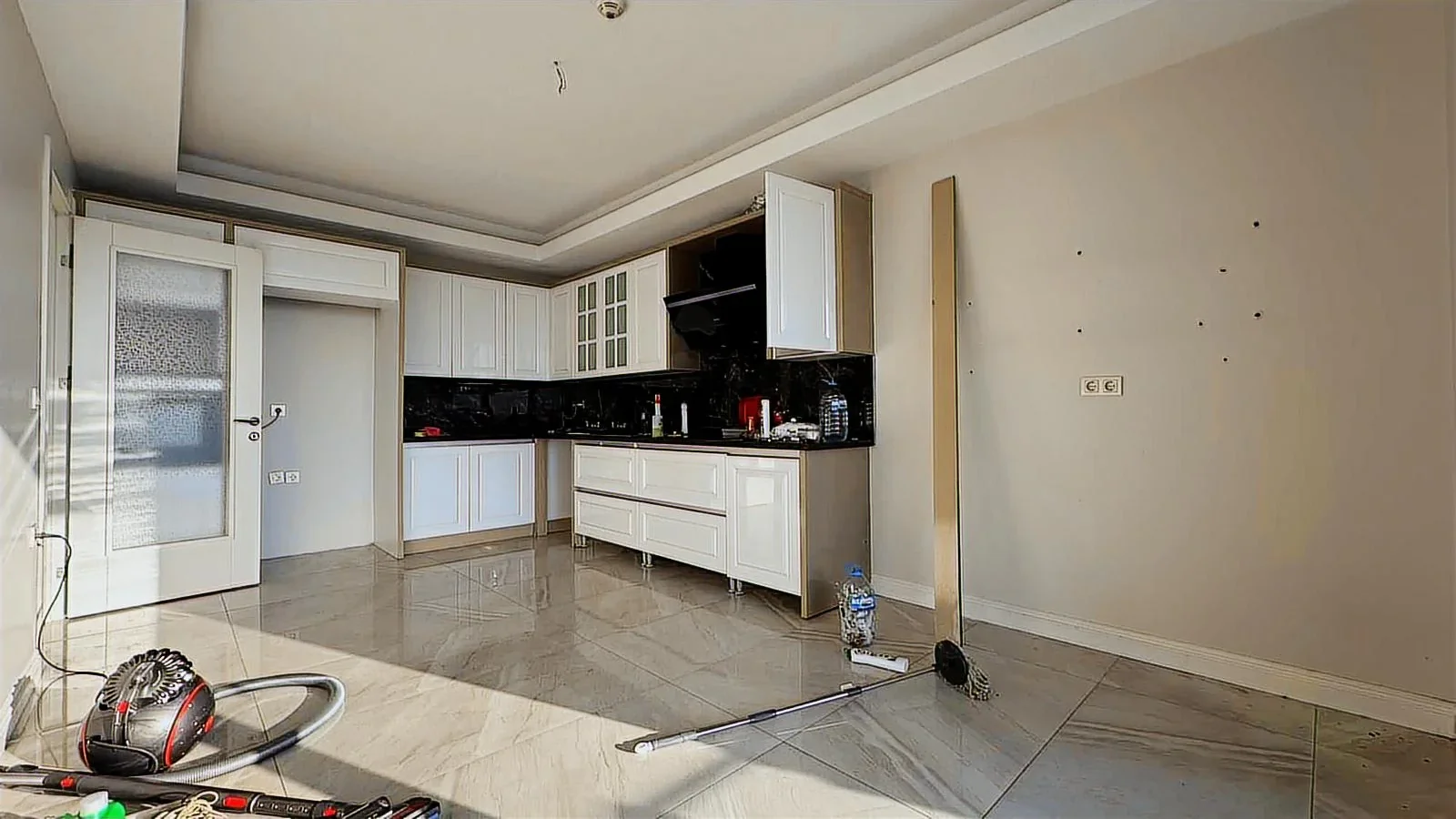 Sağlam'dan Yeni Fikirtepe'de 4+1 190 M2 Loft Satılık Geniş Daire