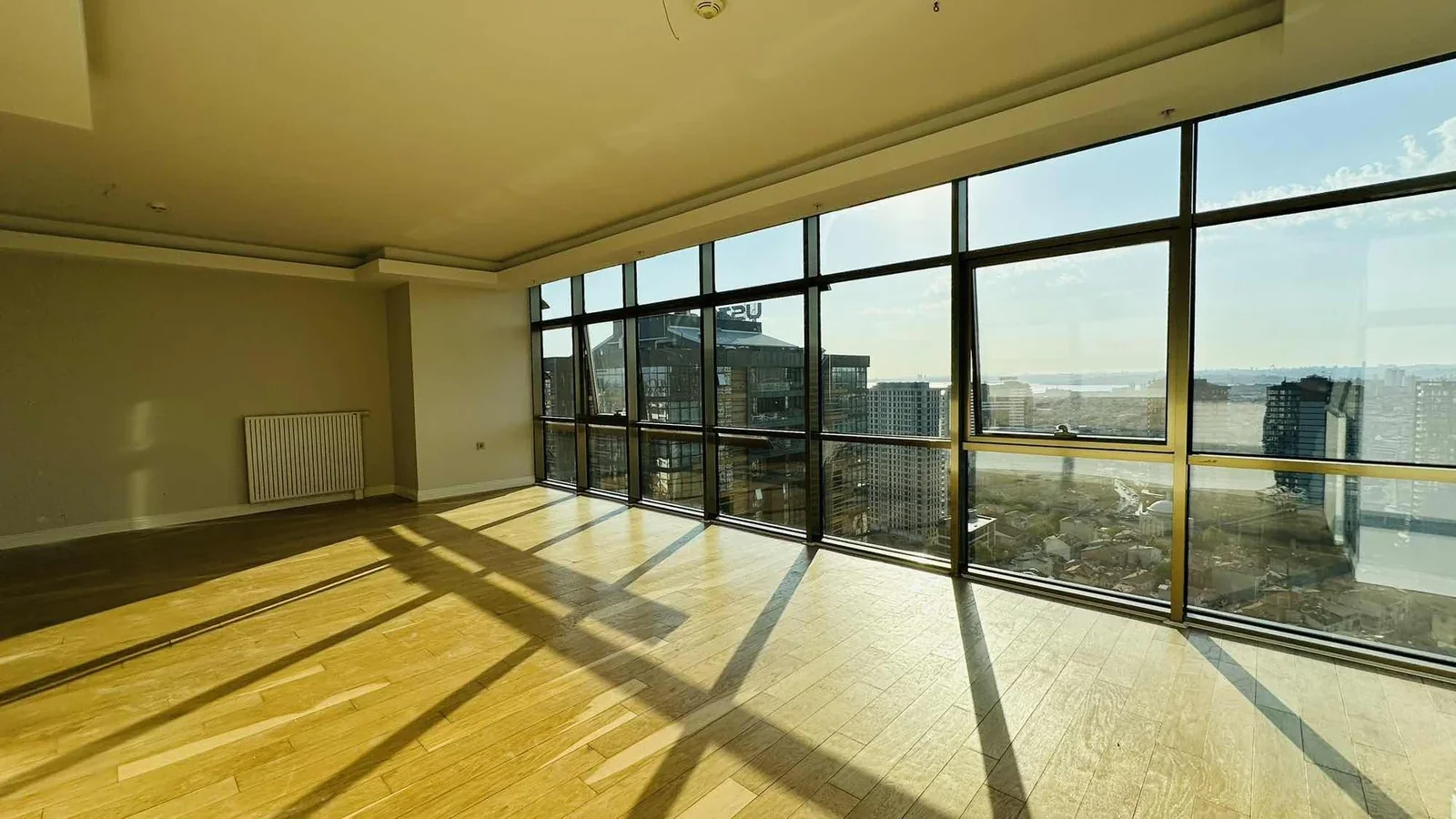 Sağlam'dan Yeni Fikirtepe'de 4+1 190 M2 Loft Satılık Geniş Daire