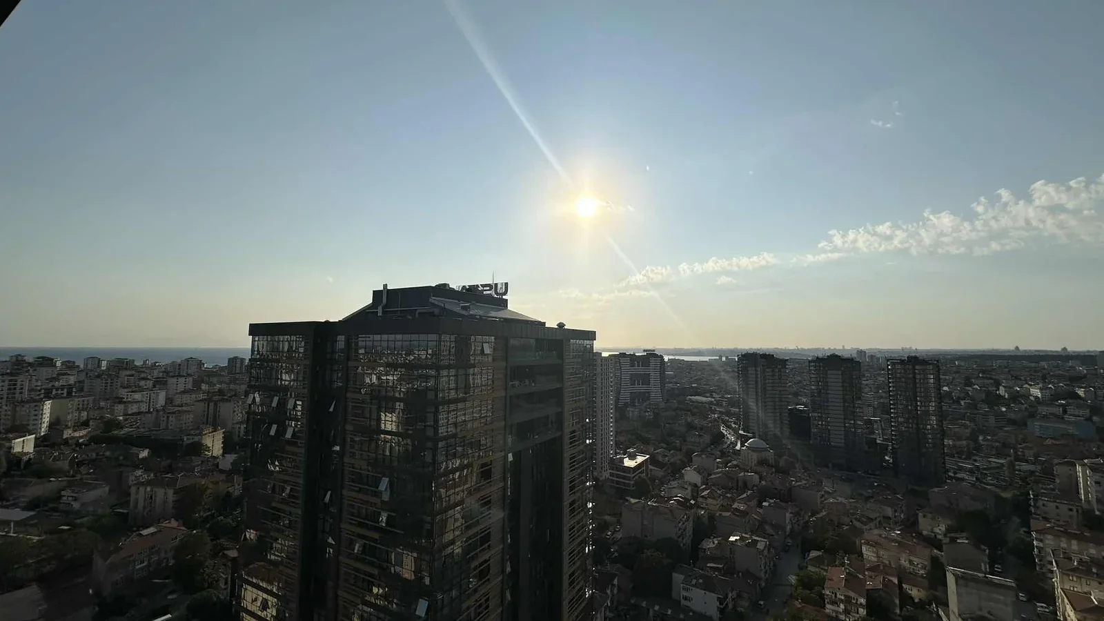 Sağlam'dan Yeni Fikirtepe'de 4+1 190 M2 Loft Satılık Geniş Daire
