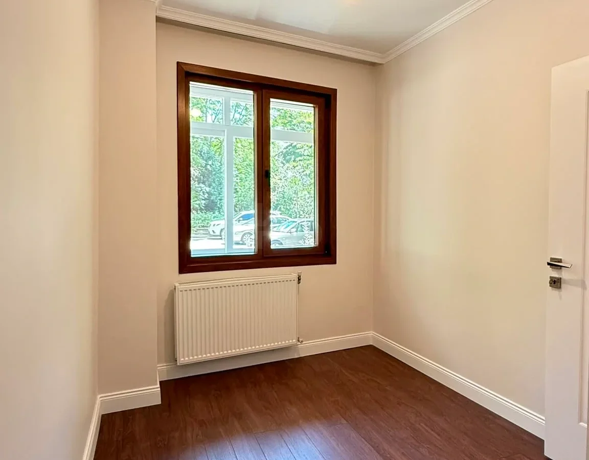 Academy Suadiye Cami Sokak 3+1 Satılık Daire Yüksek Giriş
