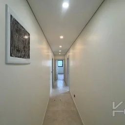 Laci̇vertcadde Suadi̇ye Bağdat Yakini Balkonlu Sifir