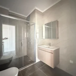 Lacivertcadde Erenköy’de Satılık 3 Cepheli Ebeveynli Balkonlu 110m² Net 3+1