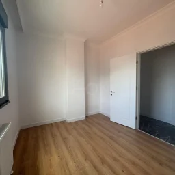 Lacivertcadde Erenköy’de Satılık 3 Cepheli Ebeveynli Balkonlu 110m² Net 3+1