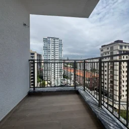 Lacivertcadde Erenköy’de Satılık 3 Cepheli Ebeveynli Balkonlu 110m² Net 3+1