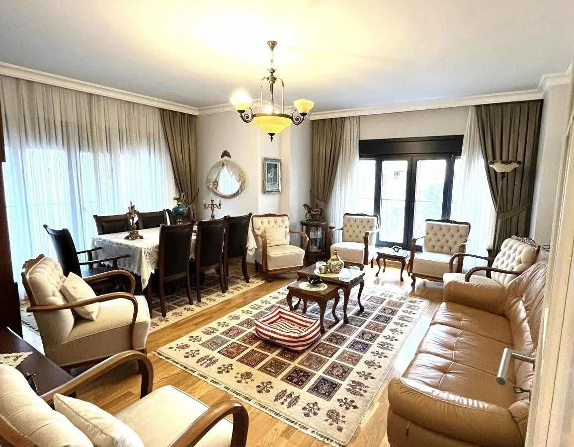 Sağlam'dan Göztepe'de Özgürlük Parkına Komşu 3+1 Satılık Daire!!