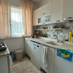 Acıbadem'de E-5'e Yakın 2+1 Satılık Daire