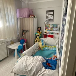 Acıbadem'de E-5'e Yakın 2+1 Satılık Daire