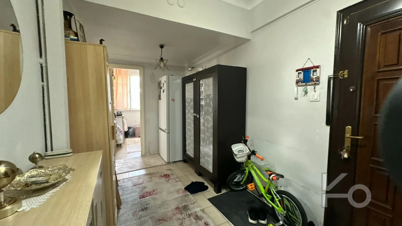 Acıbadem'de E-5'e Yakın 2+1 Satılık Daire