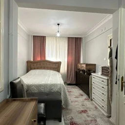 Acıbadem'de E-5'e Yakın 2+1 Satılık Daire