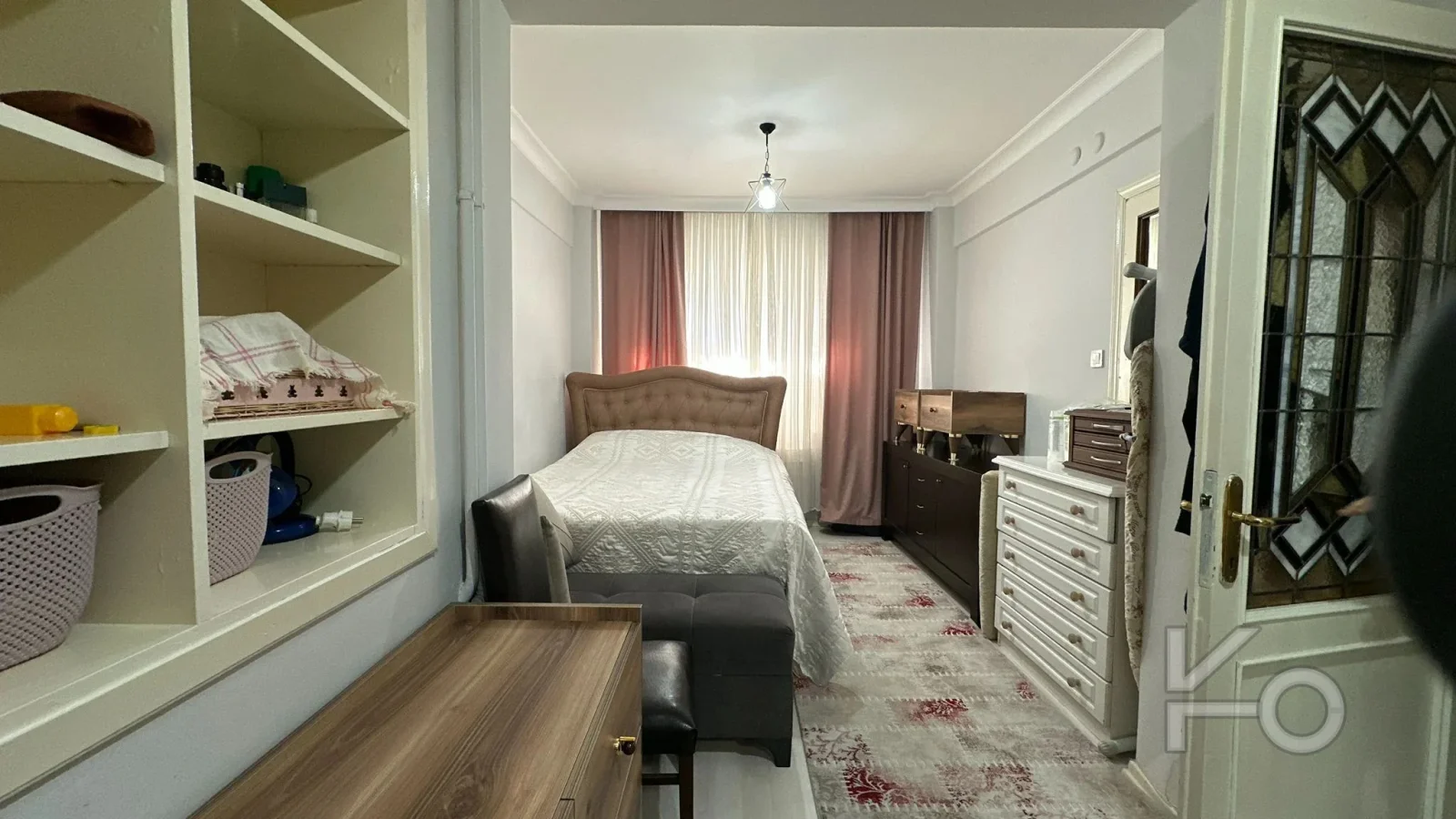 Acıbadem'de E-5'e Yakın 2+1 Satılık Daire