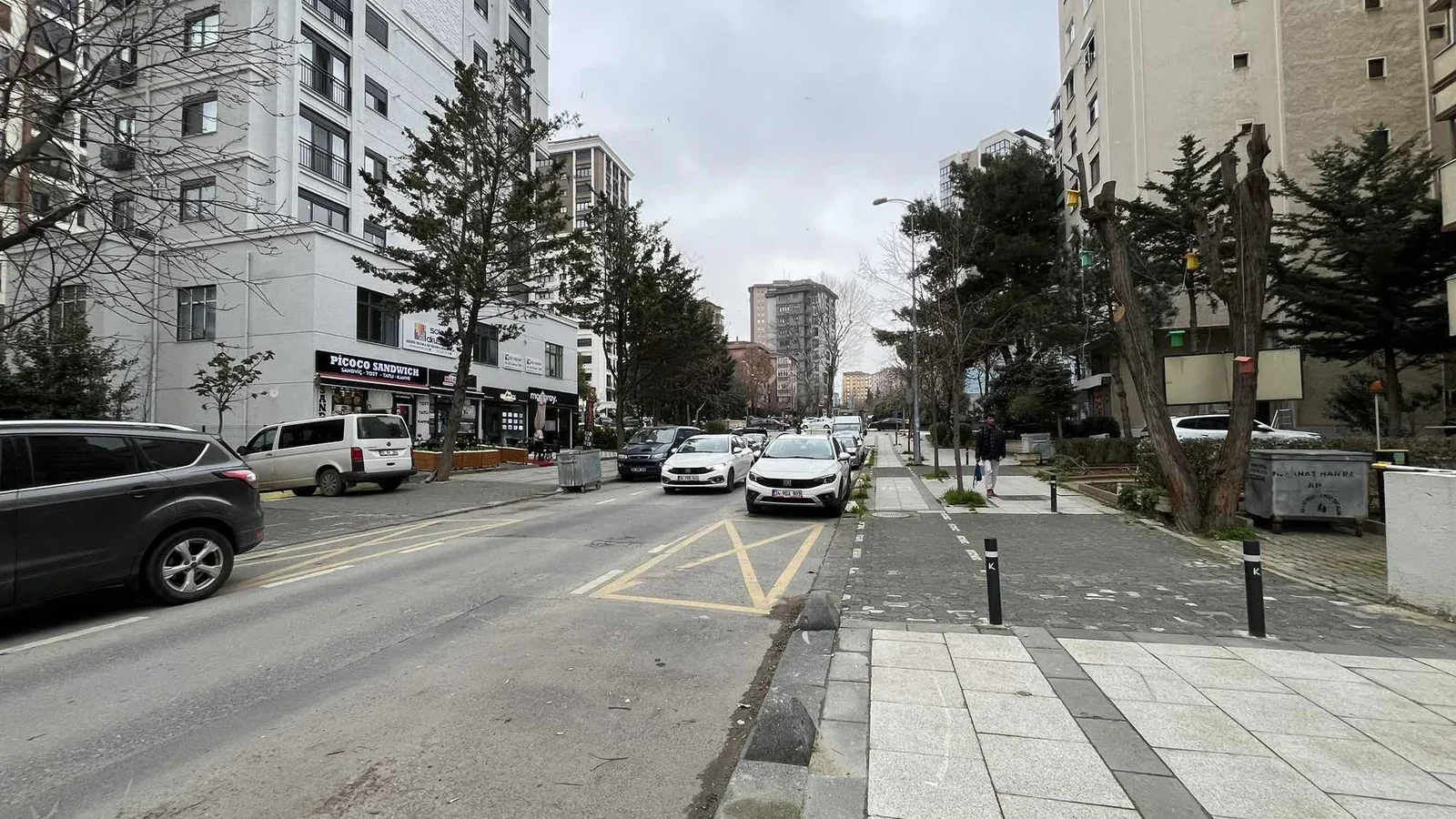 Kozzy Avm Ye Çok Yakın Satılık 2+1 Daire