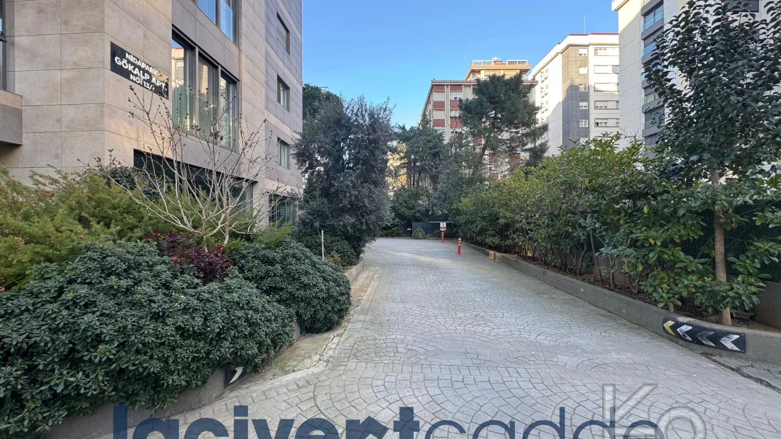 Göztepe Parkına Yakın 160m² Net Geniş Balkonlu 4+1 Site Özellikli
