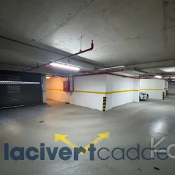 Göztepe Parkına Yakın 160m² Net Geniş Balkonlu 4+1 Site Özellikli