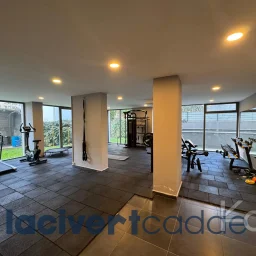 Göztepe Parkına Yakın 160m² Net Geniş Balkonlu 4+1 Site Özellikli