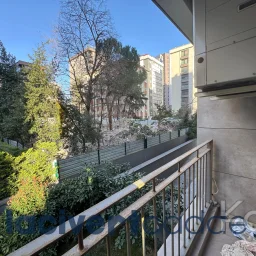 Göztepe Parkına Yakın 160m² Net Geniş Balkonlu 4+1 Site Özellikli