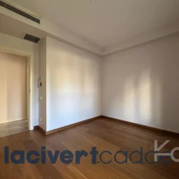 Göztepe Parkına Yakın 160m² Net Geniş Balkonlu 4+1 Site Özellikli