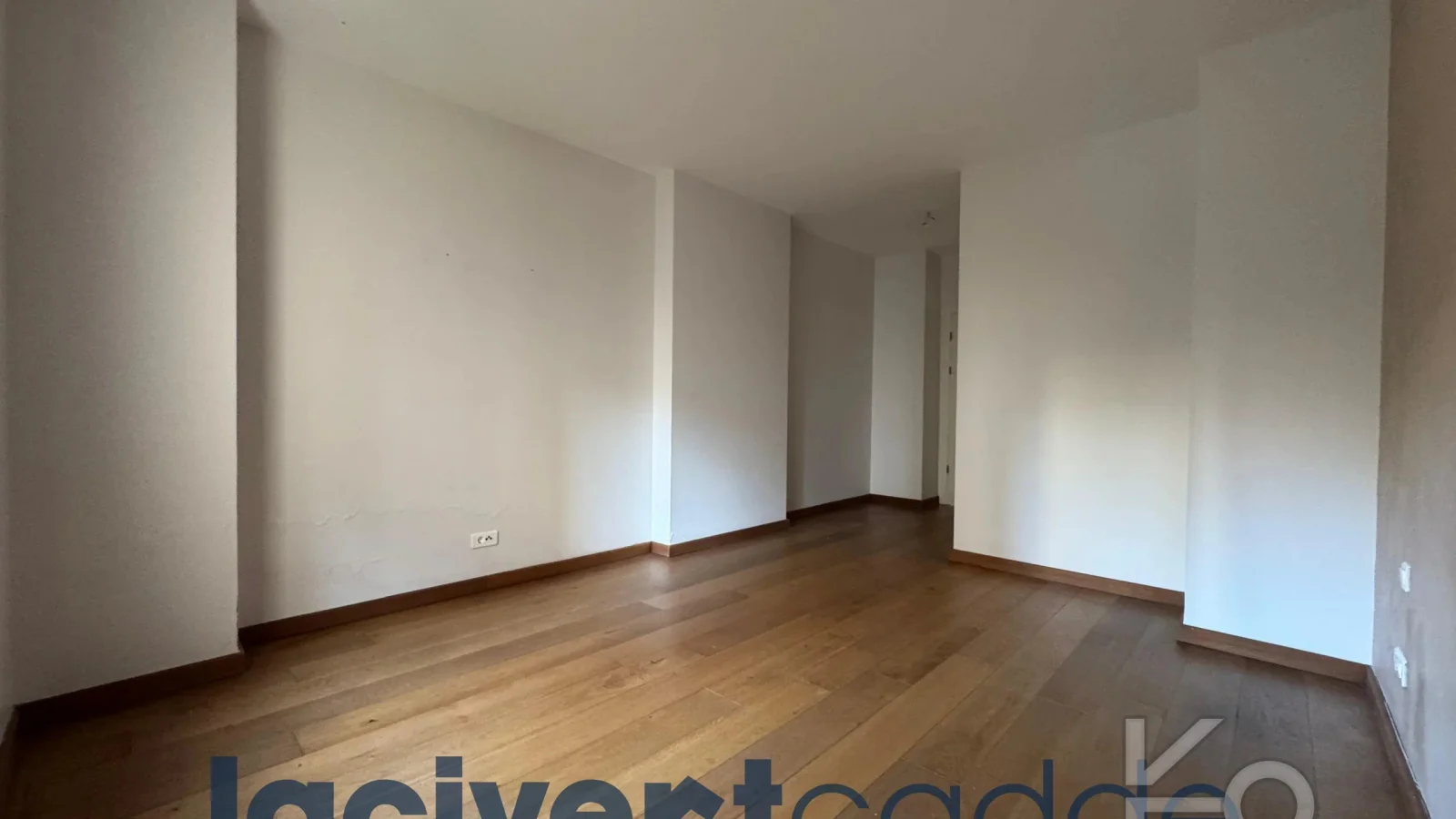 Göztepe Parkına Yakın 160m² Net Geniş Balkonlu 4+1 Site Özellikli
