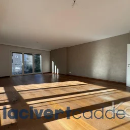 Göztepe Parkına Yakın 160m² Net Geniş Balkonlu 4+1 Site Özellikli