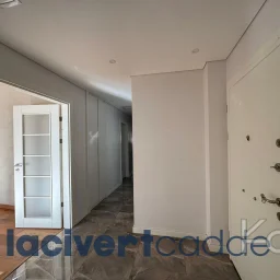 Göztepe Parkına Yakın 160m² Net Geniş Balkonlu 4+1 Site Özellikli