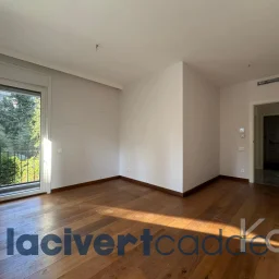 Göztepe Parkına Yakın 160m² Net Geniş Balkonlu 4+1 Site Özellikli
