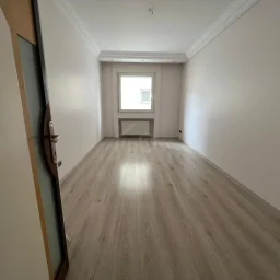 Ataşehir Yenişehir'de 3+1 / 130 M2 Net Satılık Daire