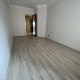 Ataşehir Yenişehir'de 3+1 / 130 M2 Net Satılık Daire