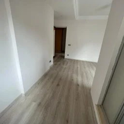 Ataşehir Yenişehir'de 3+1 / 130 M2 Net Satılık Daire
