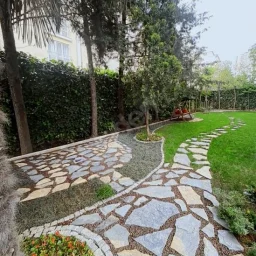 Ataşehir Yenişehir'de 3+1 / 130 M2 Net Satılık Daire
