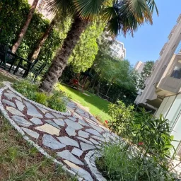 Ataşehir Yenişehir'de 3+1 / 130 M2 Net Satılık Daire