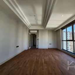 Laci̇vertcadde Özgürlük Parki Ve Marmaray Yakini Sifir 3+1