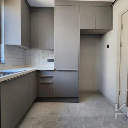 Laci̇vertcadde Özgürlük Parki Ve Marmaray Yakini Sifir 3+1