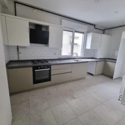 Sağlam'dan Geniş Salonlu Geniş Mutfaklı 125m2 Net Satılık Daire