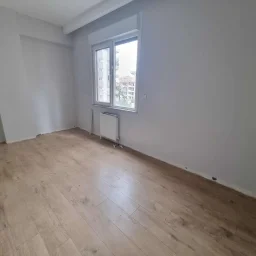 Sağlam'dan Geniş Salonlu Geniş Mutfaklı 125m2 Net Satılık Daire