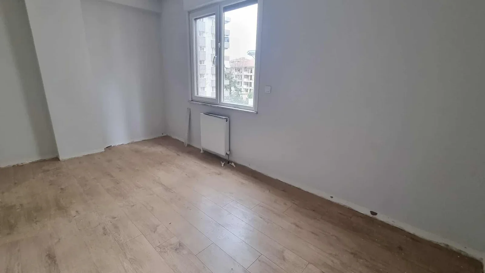 Sağlam'dan Geniş Salonlu Geniş Mutfaklı 125m2 Net Satılık Daire