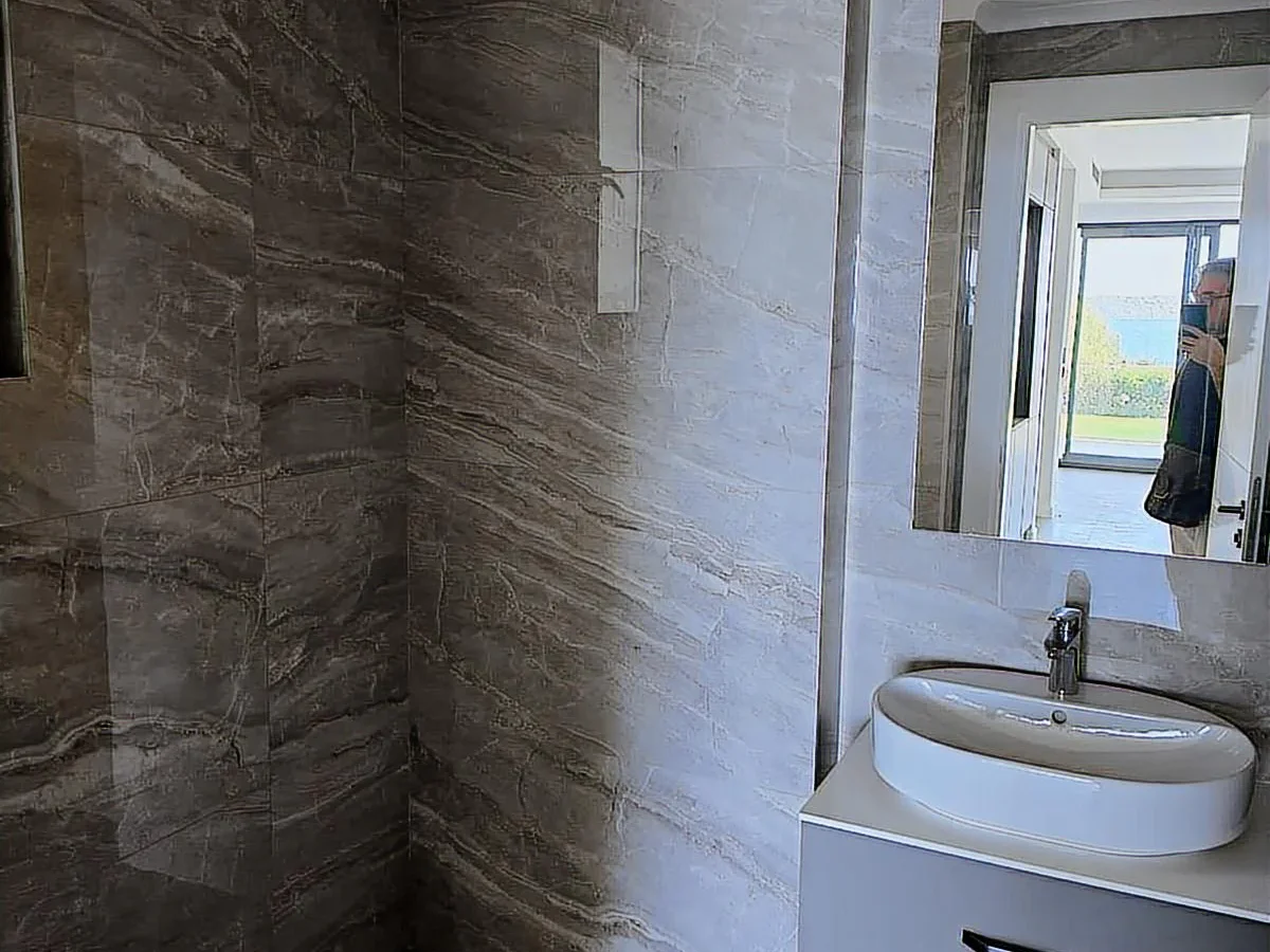 Gümüşlük'te Satılık Net 250 M2 3+1 Denize Sıfır Villa