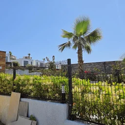 Gümüşlük'te Satılık Net 250 M2 3+1 Denize Sıfır Villa