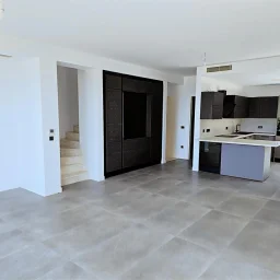 Gümüşlük'te Satılık Net 250 M2 3+1 Denize Sıfır Villa