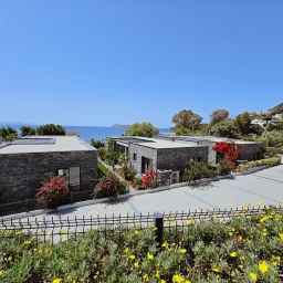 Gümüşlük'te Satılık Net 250 M2 3+1 Denize Sıfır Villa