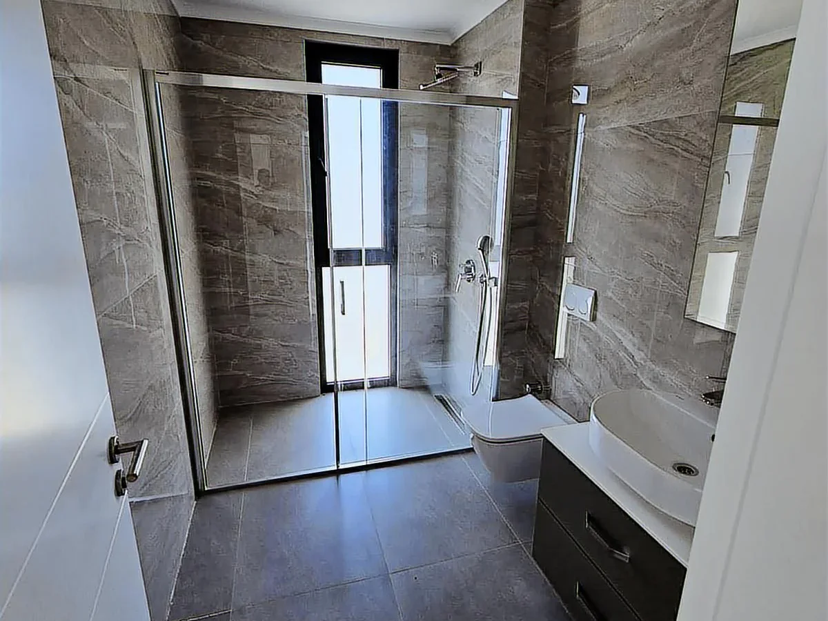Gümüşlük'te Satılık Net 250 M2 3+1 Denize Sıfır Villa