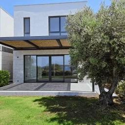 Gümüşlük'te Satılık Net 250 M2 3+1 Denize Sıfır Villa