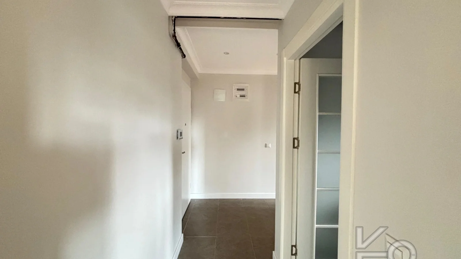 Laci̇vert Cadde Göztepede Bağdat Caddesi̇ne Yakın 2 Bloklu Yeni̇ Bi̇na 4+1 115m²