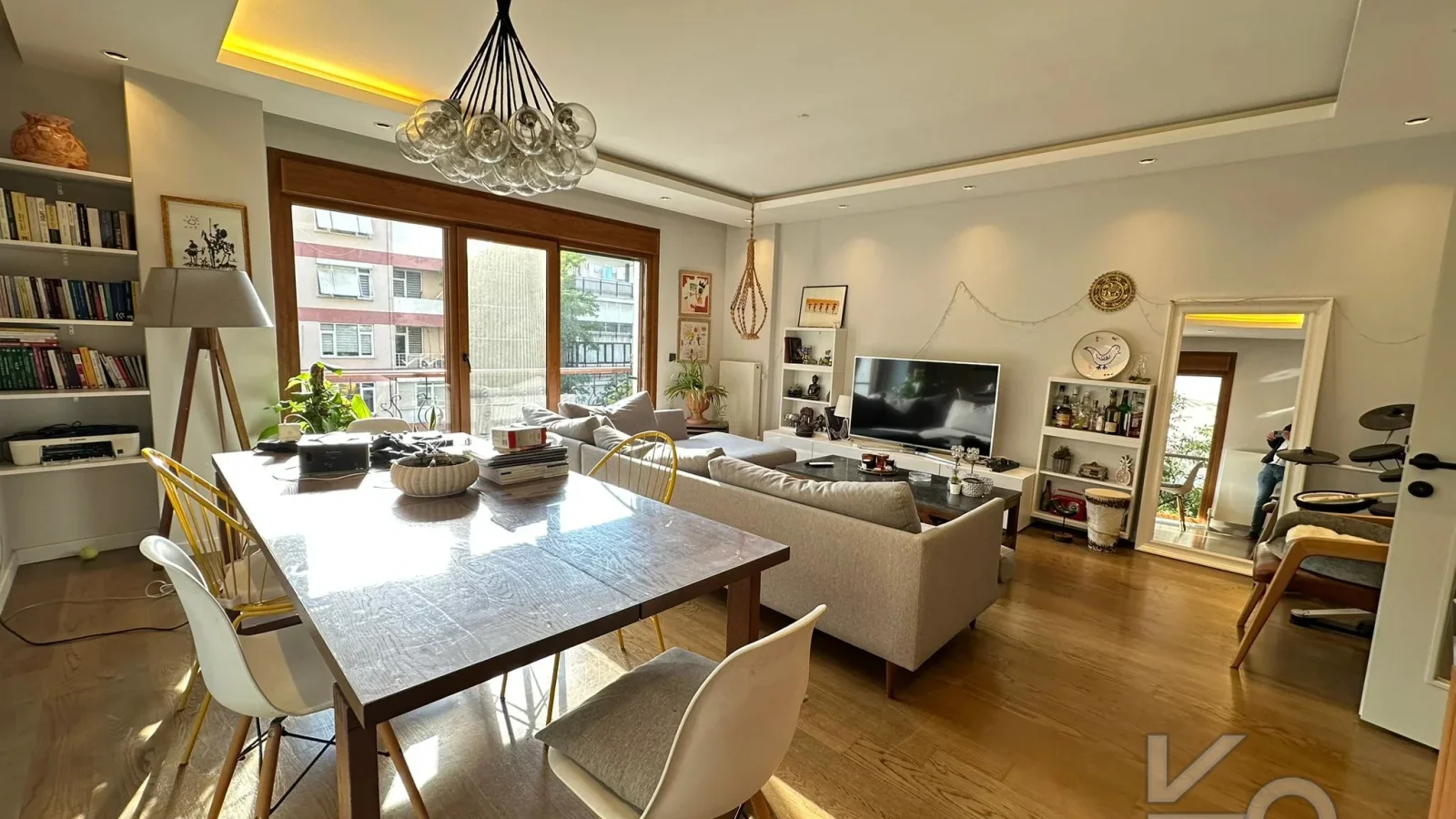 Lacivert Cadde Göztepe Parkı'na 2. Bina 135m² Net