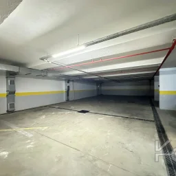 Lacivert Cadde Göztepe Parkı'na 2. Bina 135m² Net
