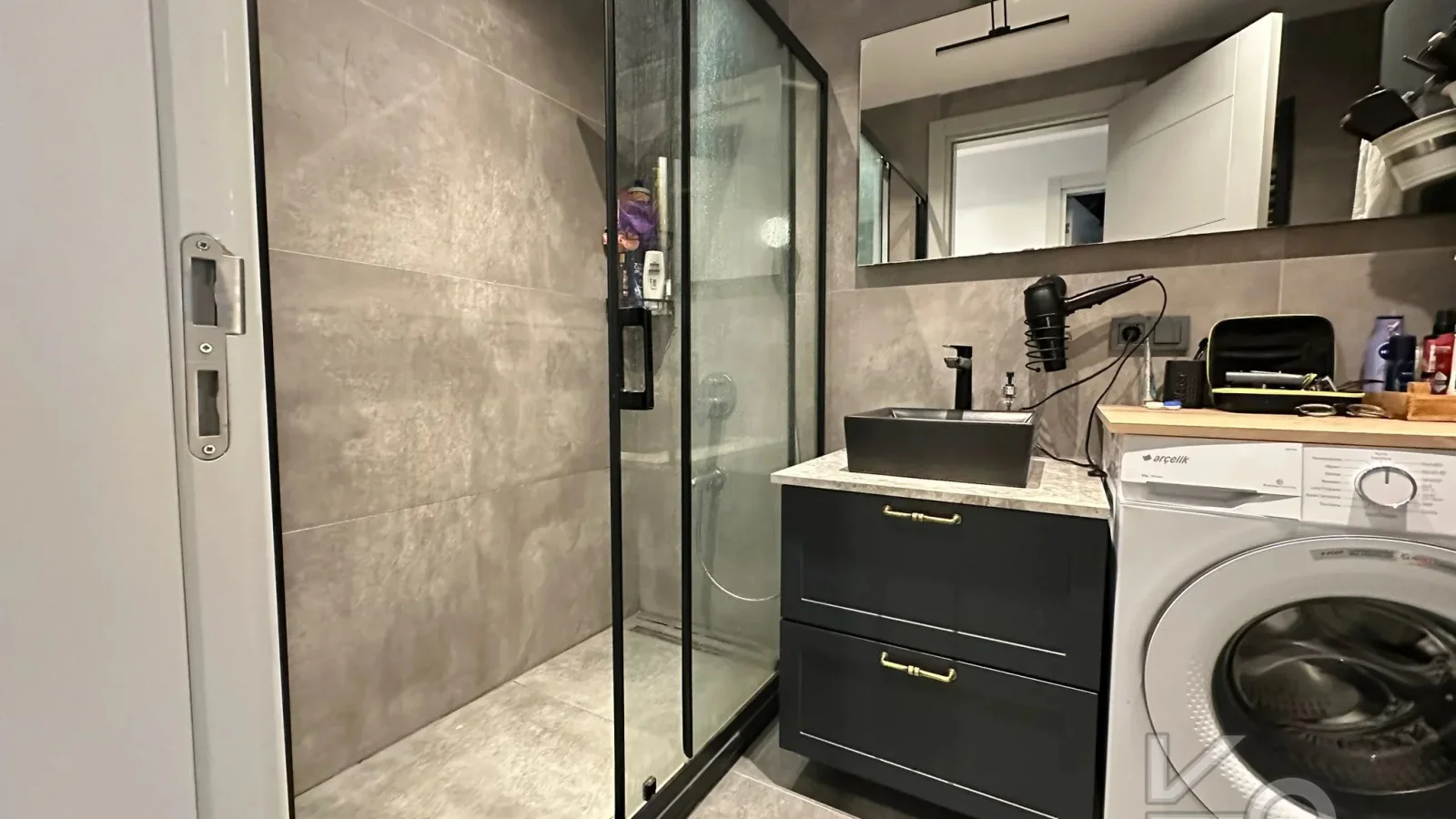 Lacivert Cadde Göztepe Parkı'na 2. Bina 135m² Net