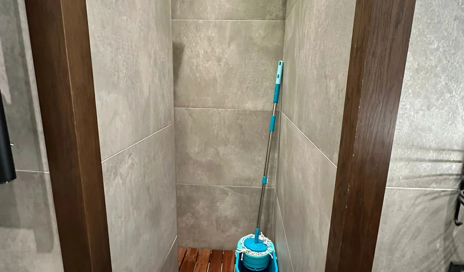 Lacivert Cadde Göztepe Parkı'na 2. Bina 135m² Net