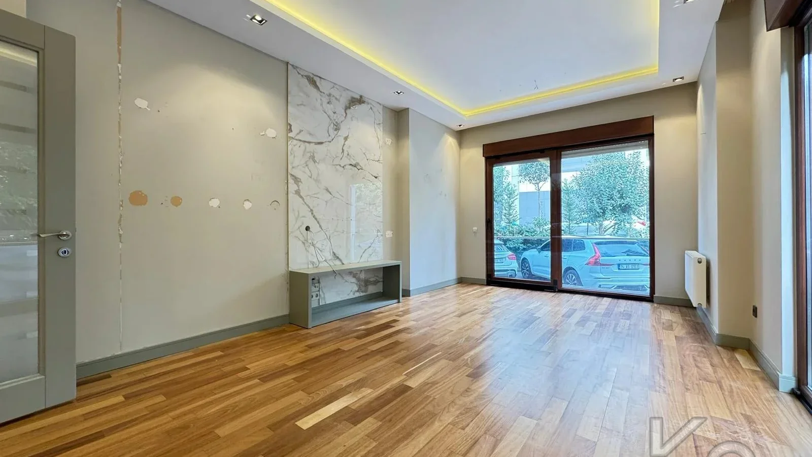 Academy Çi̇ftehavuzlar Sahi̇lde Presti̇jli̇ Yeni̇ Bi̇nada 90m2 2+1 