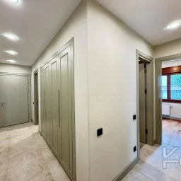 Academy Çi̇ftehavuzlar Sahi̇lde Presti̇jli̇ Yeni̇ Bi̇nada 90m2 2+1 