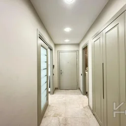 Academy Çi̇ftehavuzlar Sahi̇lde Presti̇jli̇ Yeni̇ Bi̇nada 90m2 2+1 